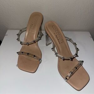 Coconuts by Matisse Women’s Clear Heels Silver Studded Open Toe, Size 8